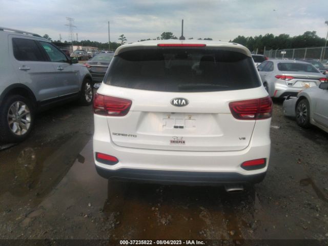 5XYPG4A52KG485900 KIA Sorento Lx V6