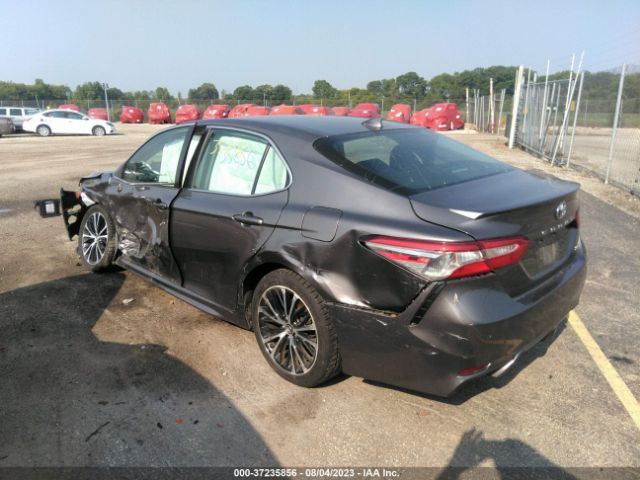 2019 TOYOTA CAMRY 4T1B11HK6KU219747 Photo 2