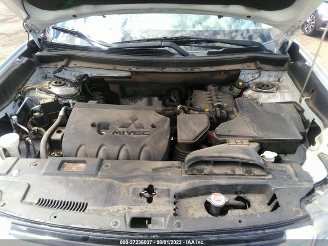 JA4AZ3A38GZ032666 Mitsubishi Outlander Se/sel/es