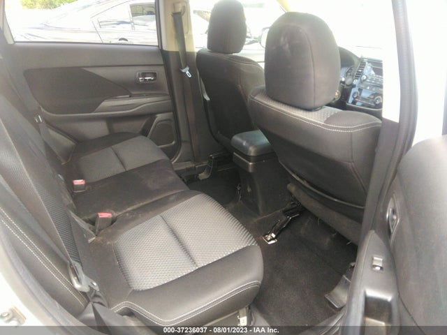 JA4AZ3A38GZ032666 Mitsubishi Outlander Se/sel/es