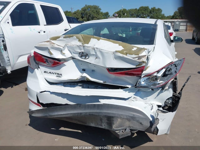 2018 HYUNDAI ELANTRA SE VIN: 5NPD74LF7JH330646