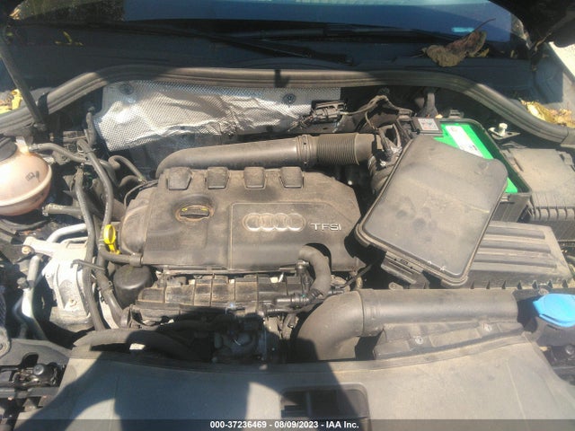 WA1JCCFS2HR003022 Audi Q3 Premium Plus