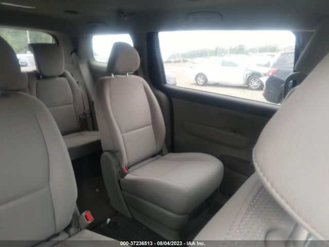 KNDMB5C12H6230001 KIA SEDONA LX