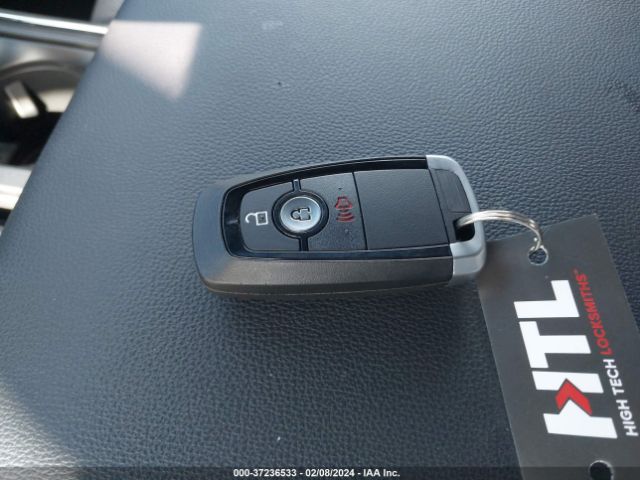 2023 FORD F-150 LIGHTNING 1FTVW1EVXPWG04838 Photo 10