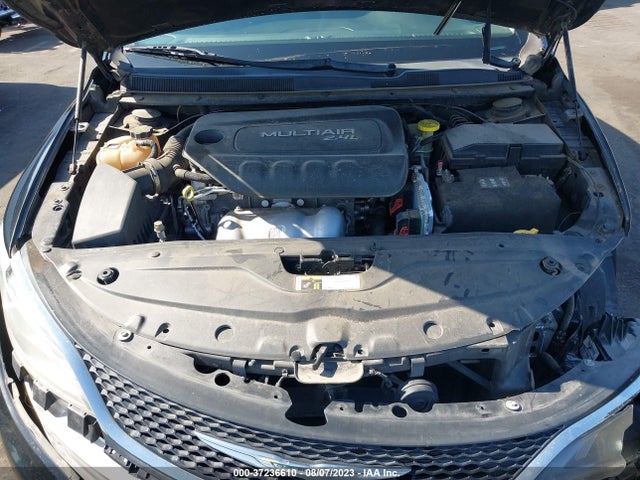1C3CCCABXGN171121 Chrysler 200 Limited
