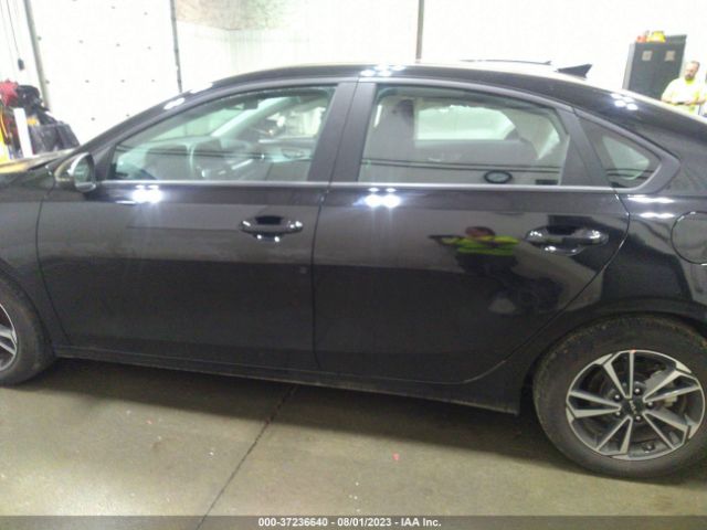 3KPF24ADXPE513125 KIA Forte Lxs