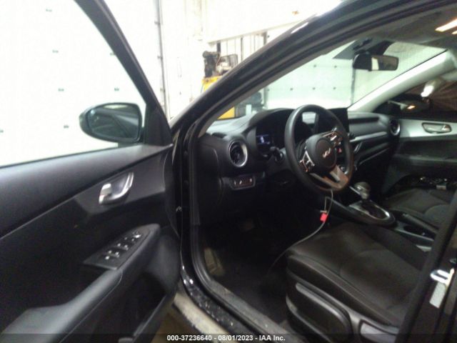 3KPF24ADXPE513125 KIA Forte Lxs