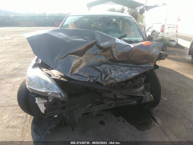 2015 NISSAN SENTRA SV VIN: 3N1AB7AP7FY337558