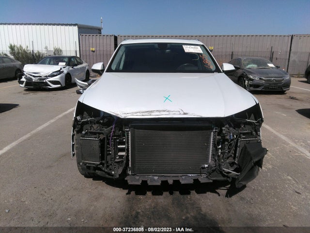 WA1VAAF75JD054816 Audi Q7 Prestige