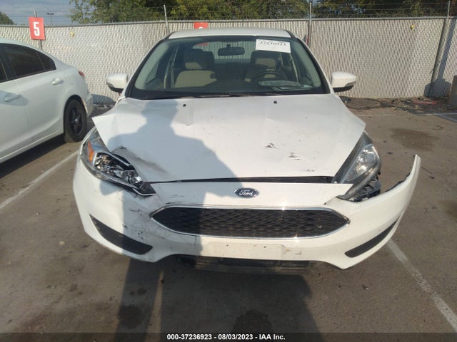 Ford FOCUS SE 2016 1FADP3F23GL365472 Image 12