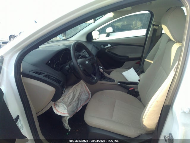 Ford FOCUS SE 2016 1FADP3F23GL365472 Image 5