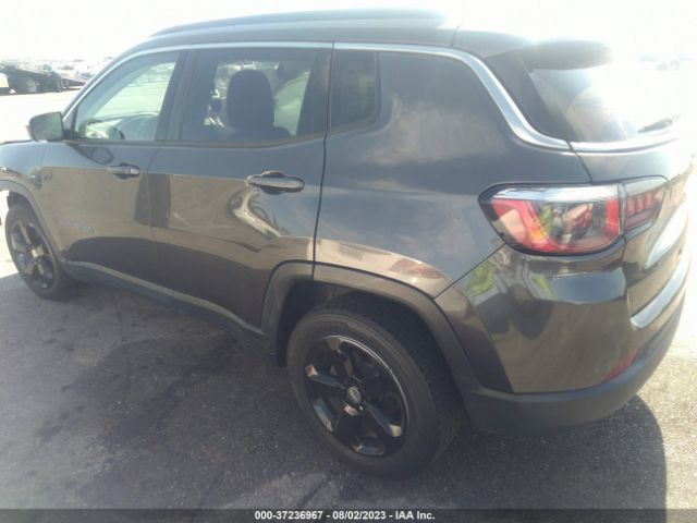 3C4NJCBB1KT715510 Jeep Compass Latitude