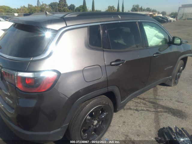 3C4NJCBB1KT715510 Jeep Compass Latitude