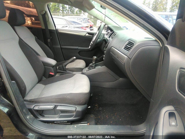 3VW167AJ1HM294212 Volkswagen Jetta 1.4t S