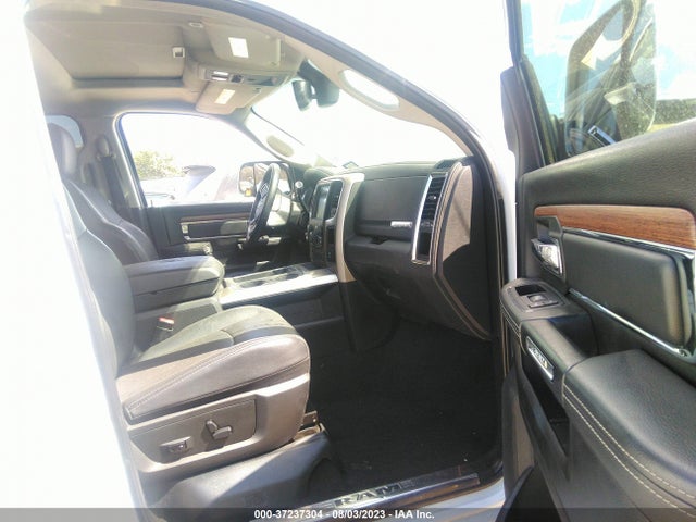 3C6UR5NL8HG698802 RAM 2500 Laramie