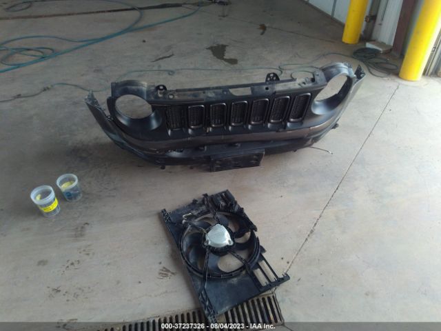 ZACCJBCBXHPG28267 Jeep Renegade Trailhawk