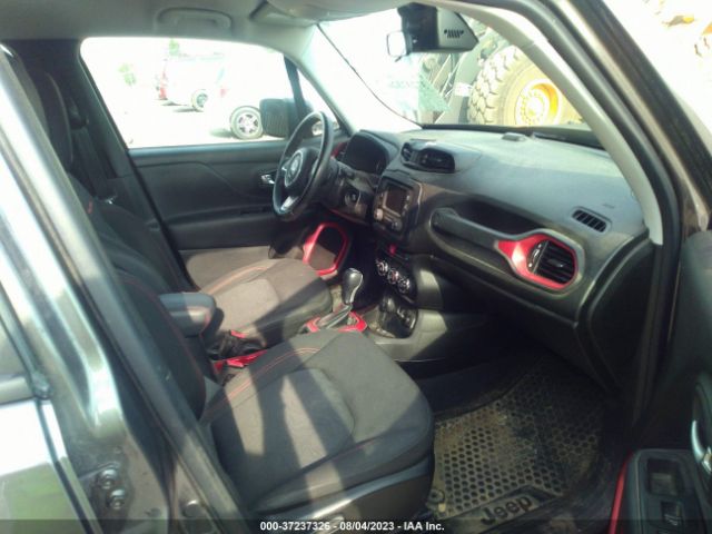 ZACCJBCBXHPG28267 Jeep Renegade Trailhawk