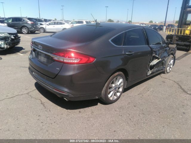 3FA6P0PU2HR329833 Ford Fusion Energi Se