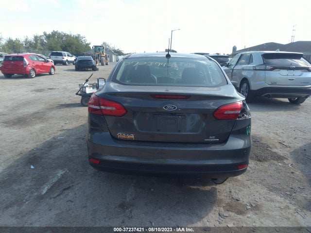 2016 FORD FOCUS SE VIN: 1FADP3F27GL300902
