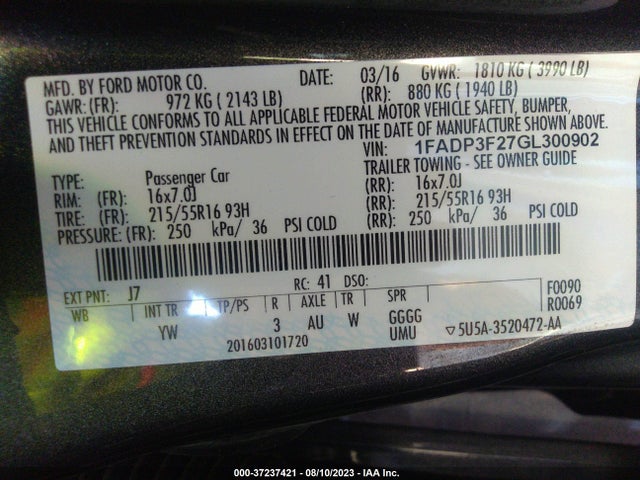 2016 FORD FOCUS SE VIN: 1FADP3F27GL300902