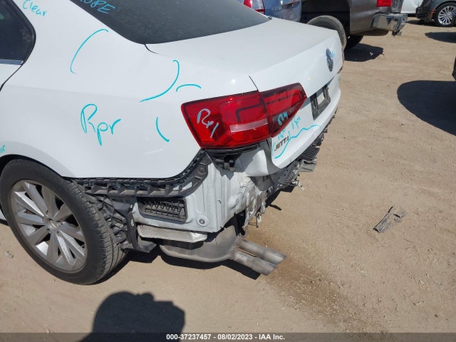3VW167AJ0HM313333 Volkswagen Jetta 1.4t S