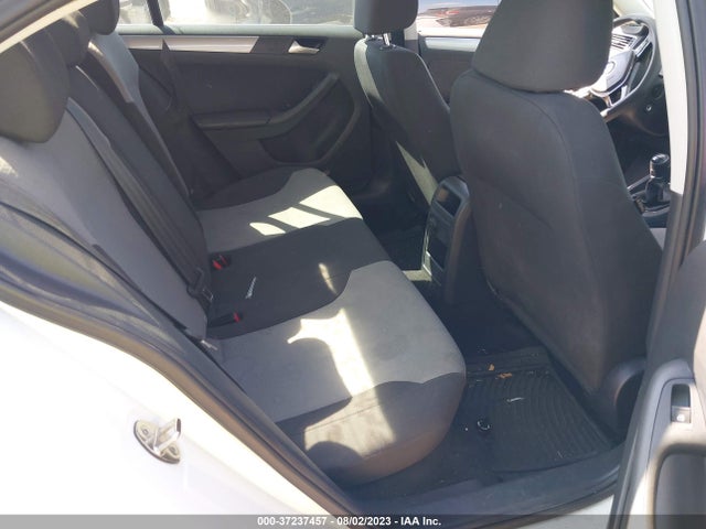 3VW167AJ0HM313333 Volkswagen Jetta 1.4t S