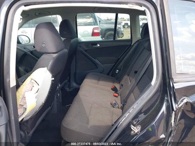 WVGAV7AX4FW575360 Volkswagen TIGUAN S