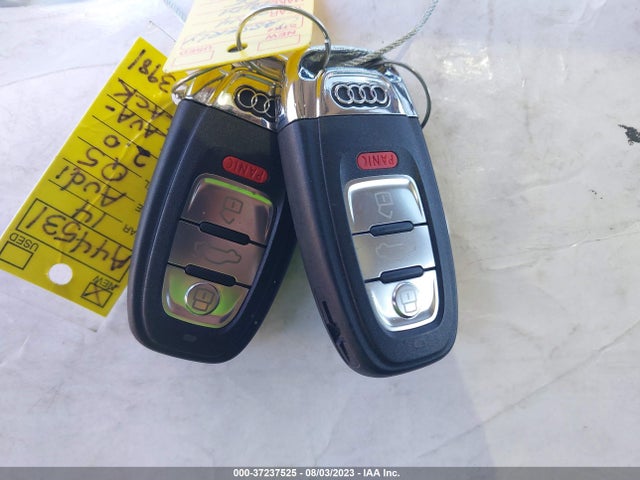 WA1LFAFP9EA113981 Audi Q5 Premium Plus