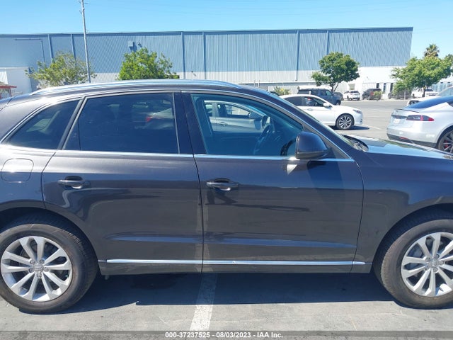 WA1LFAFP9EA113981 Audi Q5 Premium Plus