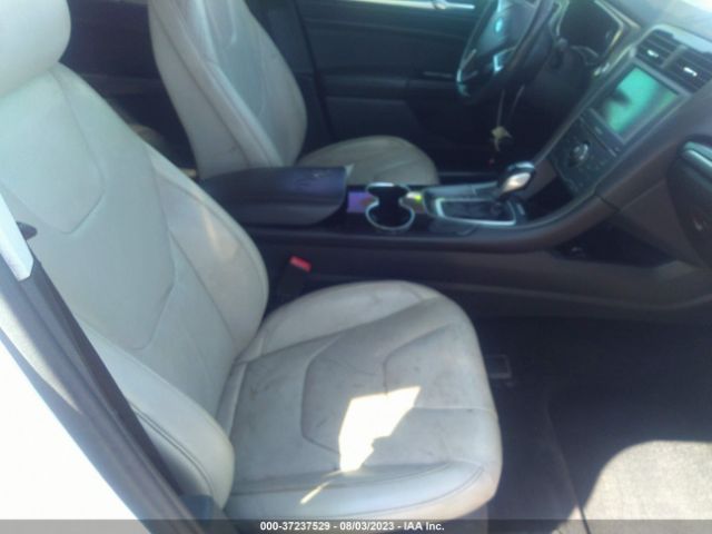 3FA6P0RU3ER208818 Ford Fusion Titanium Hybrid