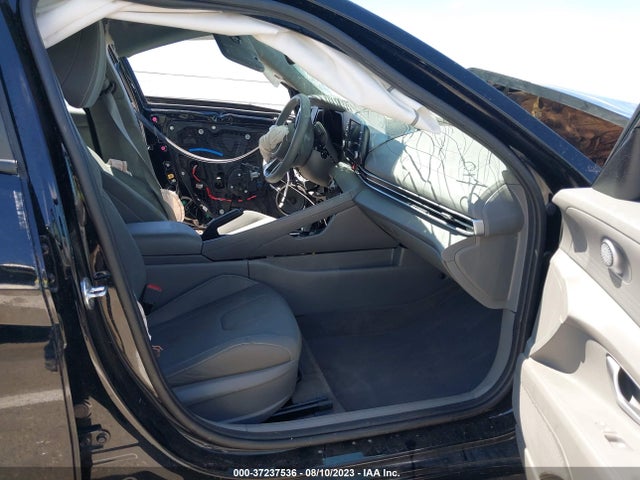 2021 HYUNDAI ELANTRA SEL VIN: KMHLM4AG1MU068581