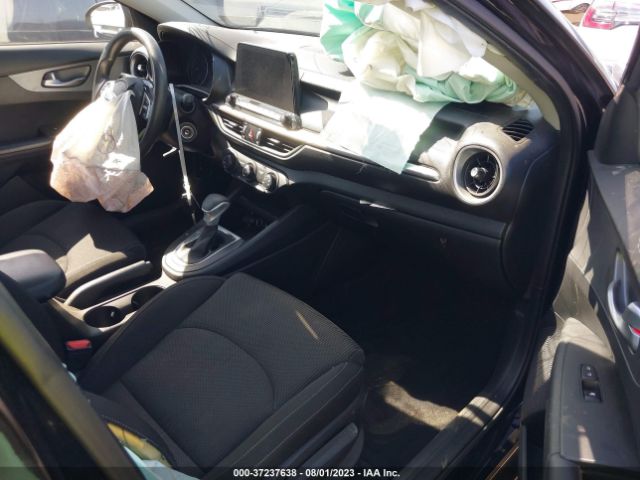 3KPF24AD5ME331912 KIA Forte Lxs
