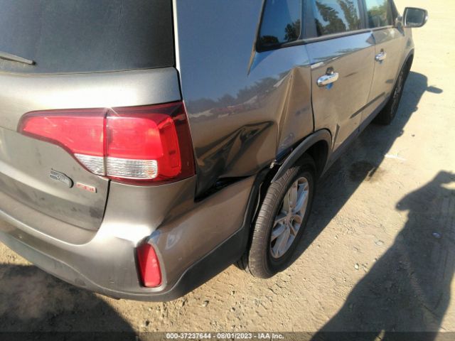 5XYKTCA69FG566794 KIA SORENTO LX