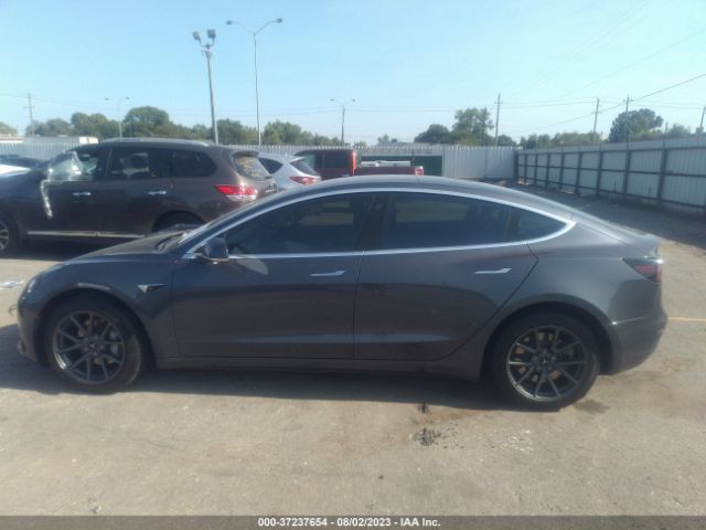 5YJ3E1EA3KF298473 Tesla Model 3 Range