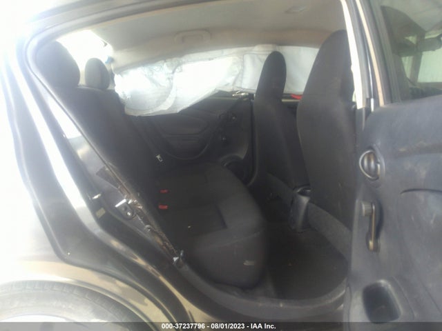 Nissan Versa 1.6 S 2015 3N1CN7AP0FL888590 Image 8