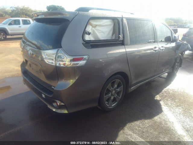 Toyota SIENNA SE 2017 5TDXZ3DC5HS887615 Image 11
