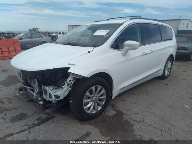 2C4RC1BG6HR533874 Chrysler Pacifica Touring-l