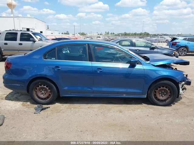 3VW2B7AJ0HM206668 Volkswagen Jetta 1.4t S