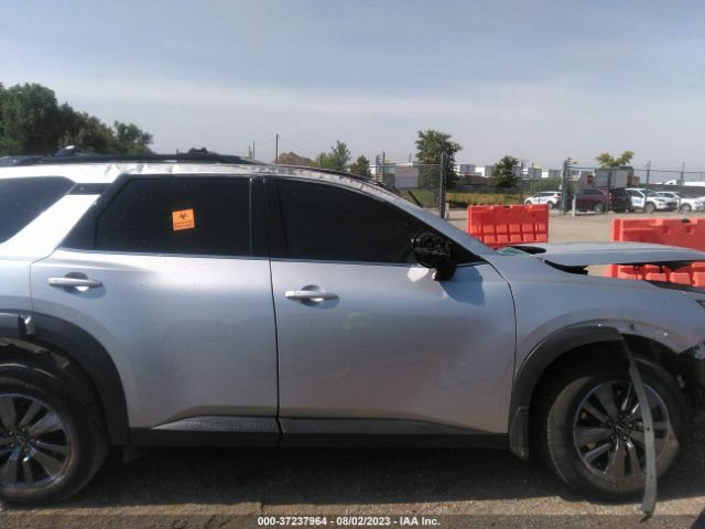 5N1DR3BC4NC246664 Nissan Pathfinder Sv