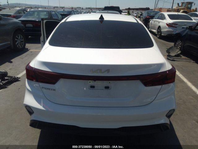3KPF24ADXNE440030 KIA Forte Lxs