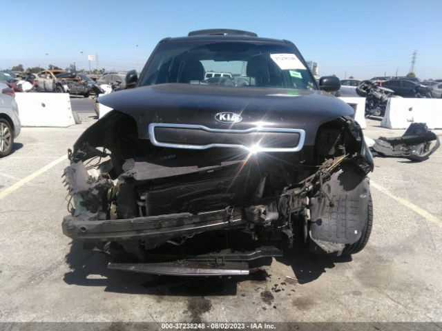 KNDJN2A21E7724781 KIA Soul Base