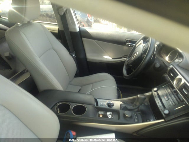 Lexus IS 250 2014 JTHBF1D21E5018038 Image 5