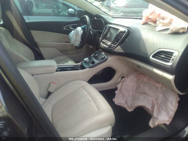Chrysler 200 C 2015 1C3CCCCG0FN515515 Image 5