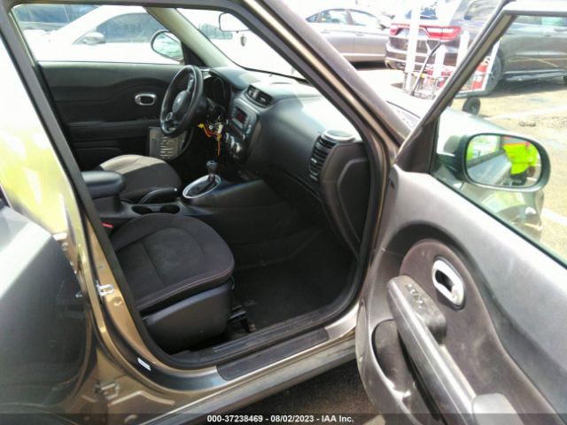 KNDJN2A24F7138786 KIA Soul Base