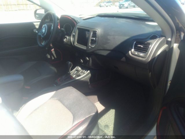 3C4NJDDB8MT564672 Jeep Compass Trailhawk