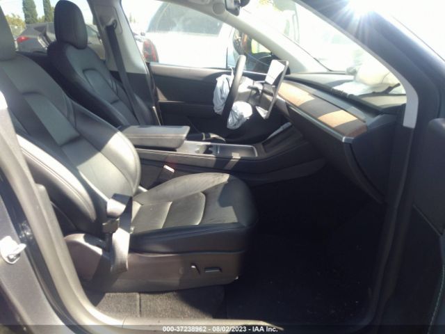 7SAYGDEE9NF440191 Tesla Model Y Long Range