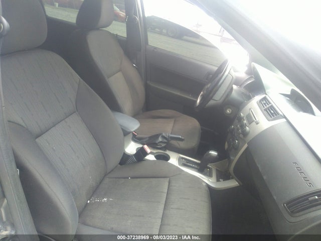 2011 FORD FOCUS SE VIN: 1FAHP3FN2BW162107
