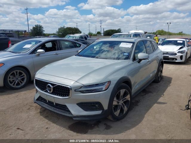 YV4102WK9L1047662 Volvo V60 CROSS COUNTRY