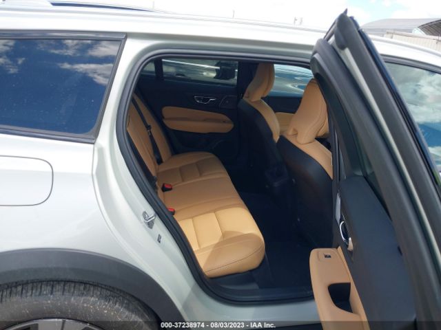 YV4102WK9L1047662 Volvo V60 CROSS COUNTRY