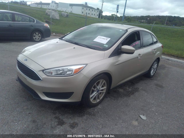 2018 FORD FOCUS SE VIN: 1FADP3F2XJL278000